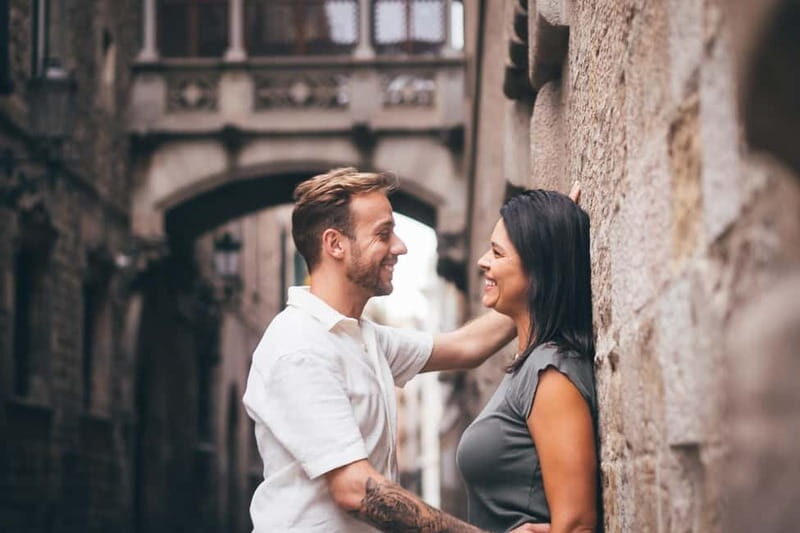 Barcelona: Photo Shoot Tour in El Gothico - In-Depth Review of the Experience