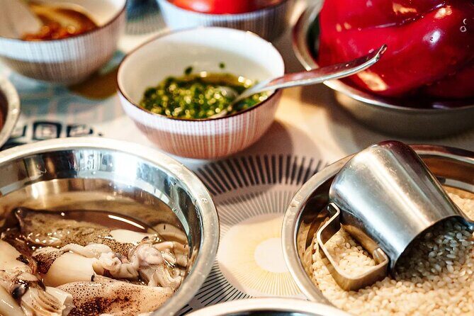 Barcelona Premium Paella & Sangria Class in a Stunning Lacation - Value for Money