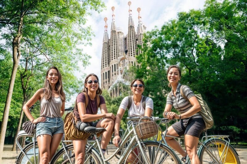 Barcelona: Private Bike/eBike Tour & Sagrada Familia Tickets - Discover Barcelona’s Architectural Gems on a Private Bike & Gaudí Tour