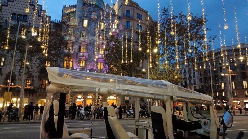 Barcelona: Private Christmas Lights Tour by Eco Tuk Tuk - A Closer Look at the Experience