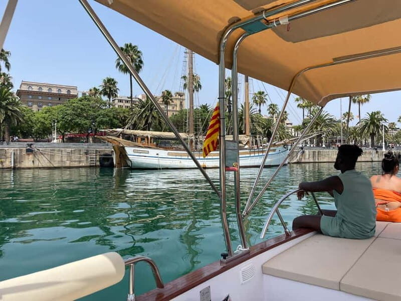 Barcelona: Private Classic Yacht Tour with Drinks - Inclusions and Extras