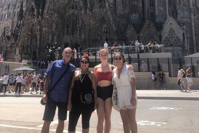 Barcelona : Private Custom Walking Tour with A Guide (Private) - Deep Dive into the Itinerary