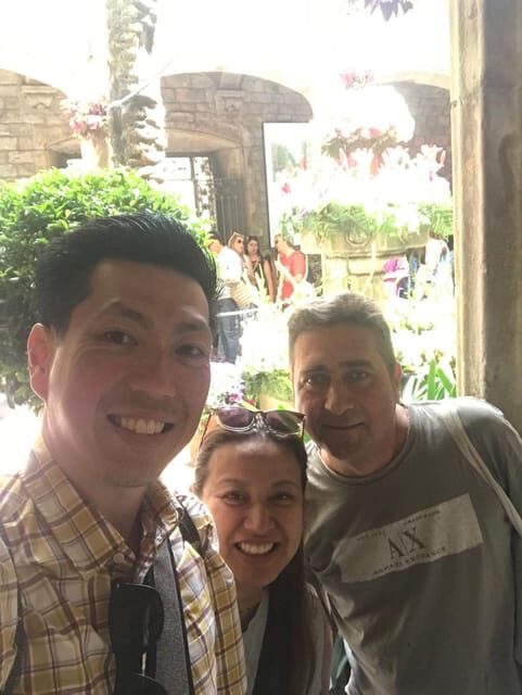 Barcelona: Private Evening Walking Tour with Tapas Dinner - Key Points