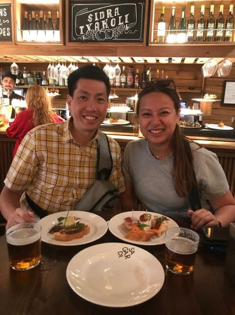 Barcelona: Private Evening Walking Tour with Tapas Dinner - What’s Included and What’s Not