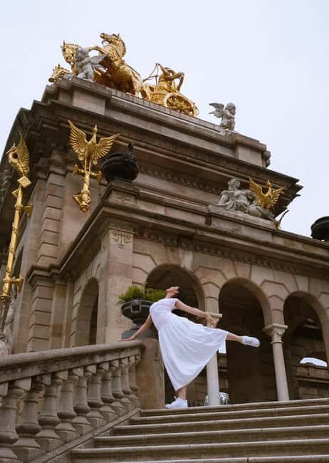 Barcelona - Private Family Photoshoot at Sagrada Familia - Key Points