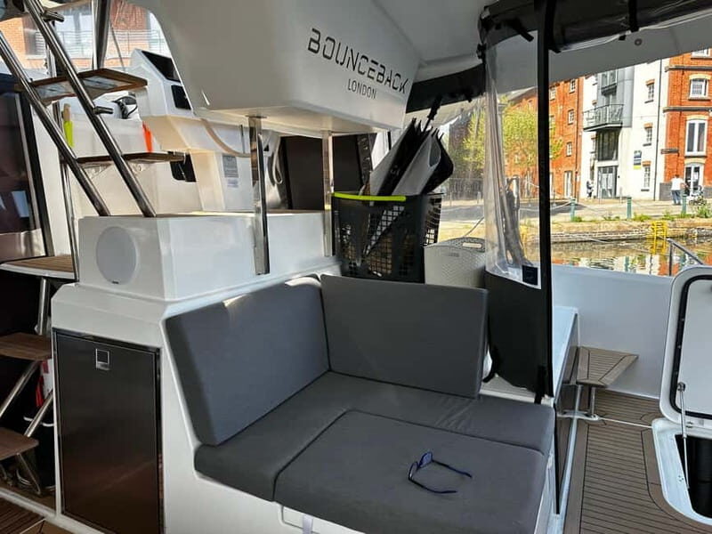 Barcelona: Private luxury ocean catamaran excursion - A Closer Look at the Luxury Catamaran Experience