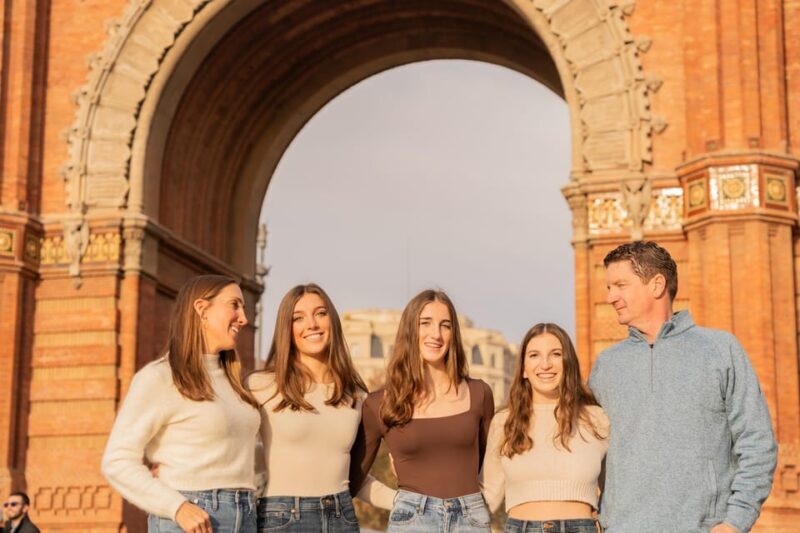 Barcelona: Private Photoshoot at Arc de Triomf - Who Will Love This Experience?
