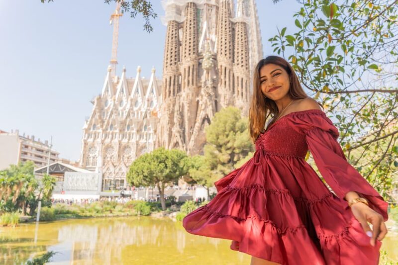 Barcelona: Private Photoshoot at Sagrada Familia - Is This Experience Right for You?