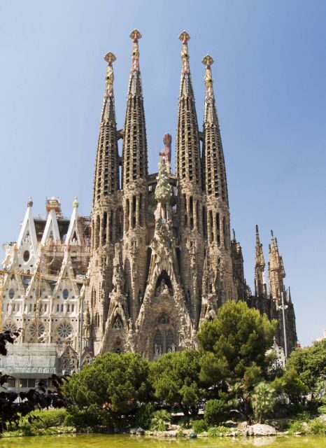 Barcelona: Private Sagrada Familia and Park Guell Tour - Why This Tour Works Well