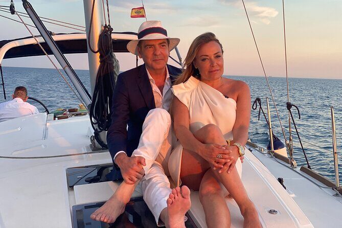 Barcelona Private Sailing with Open Bar & Snacks (max 9) - Detailed Review of the Barcelona Private Sailing Experience