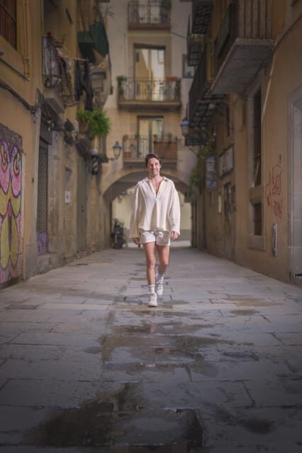 Barcelona Professional Photoshoot: Capture Your Best Moments - The Sum Up