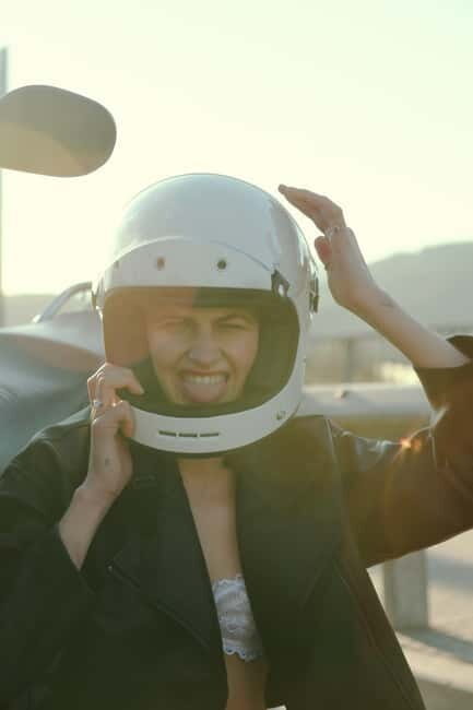 Barcelona: Retro Motorcycle Ride and Photoshoot - In The Sum Up