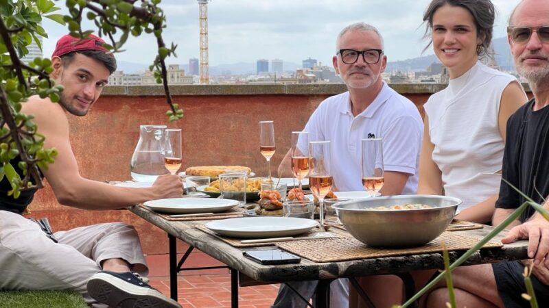 Barcelona: Rooftop Tapas and Sangria Class with a Chef - Key Points