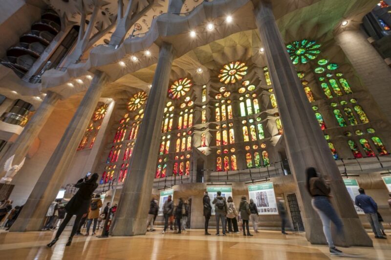 Barcelona: Sagrada Familia Entry Ticket with Audio Guide - Key Points