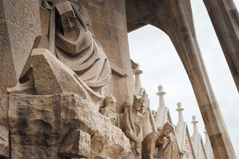 Barcelona: Sagrada Familia Guided Private Tour - Who Is This Tour Best Suited For?