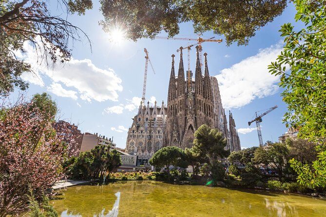 Barcelona: Sagrada Familia Guided Tour with Fast Track Access - Final Thoughts