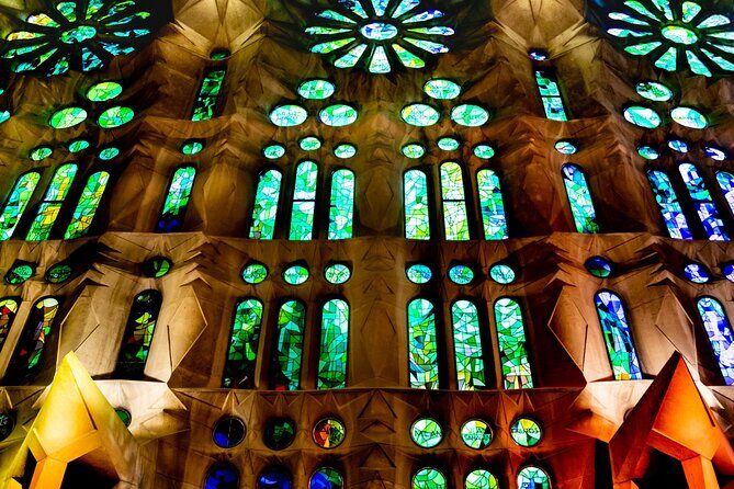 Barcelona Sagrada Familia Guided Visit With Optional Extras. - FAQ