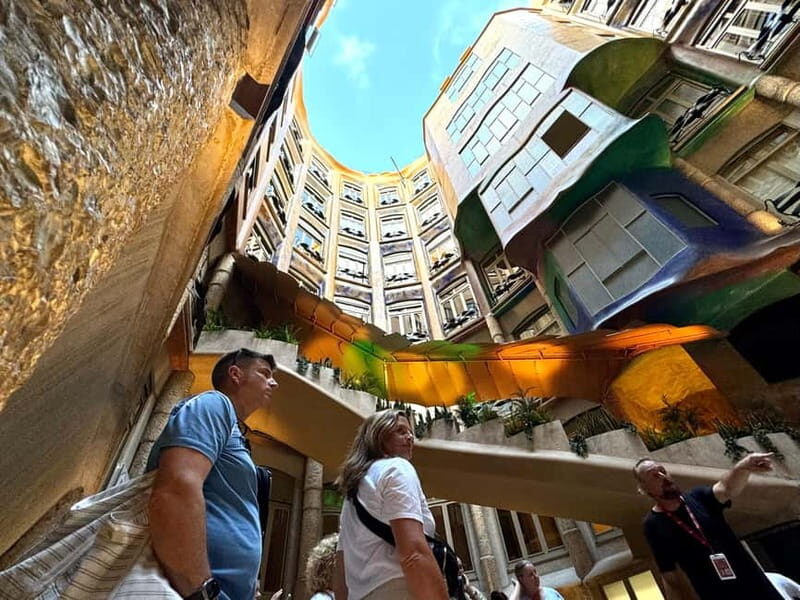 Barcelona: Sagrada Familia, La Pedrera & Cava Tasting Tour - Key Points