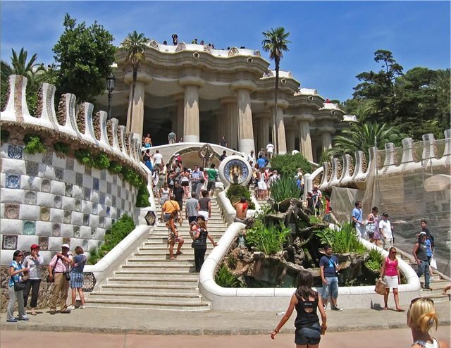 Barcelona: Sagrada Familia & Park Güell Guided Tour & Ticket - FAQs