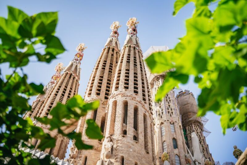 Barcelona: Sagrada Familia Skip-the-Line Entry Ticket & Tour - Authentic Insights from Past Travelers