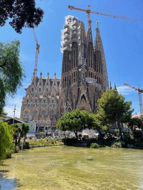 Barcelona: Sagrada Familia Skip-The-Line Guided Tour - Analyzing the Value