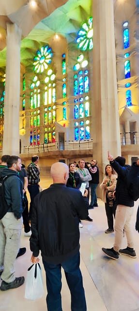 Barcelona: Sagrada Familia skip the line Guided Tour - FAQ