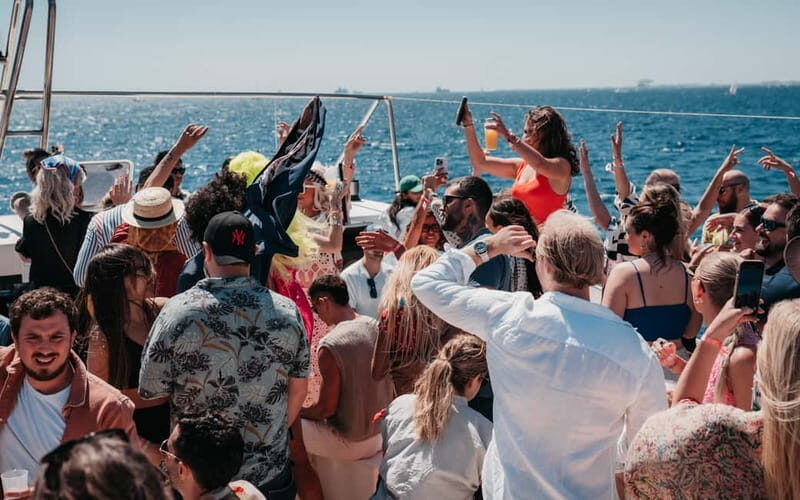 Barcelona: Sail With Pride Boat Party - Key Points