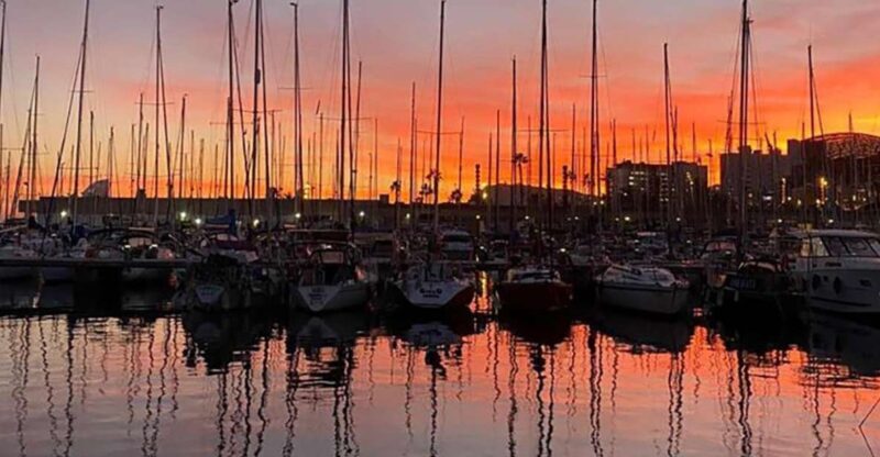Barcelona: sailing experience, excursions lasting 2h - Key Points