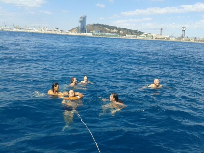 Barcelona: Sailing Tour with Vermouth and Drinks - Practical Tips for Your Sailing Experience