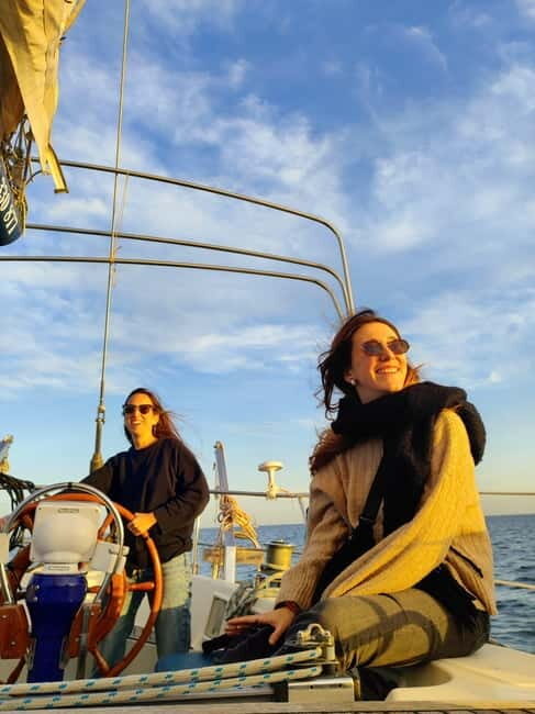 Barcelona: Sailing Trip with Snacks and Drinks - Key Points