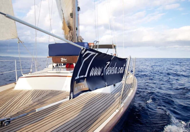 Barcelona: Sailing Trip with Snacks and Drinks - Additional Insights from Reviews