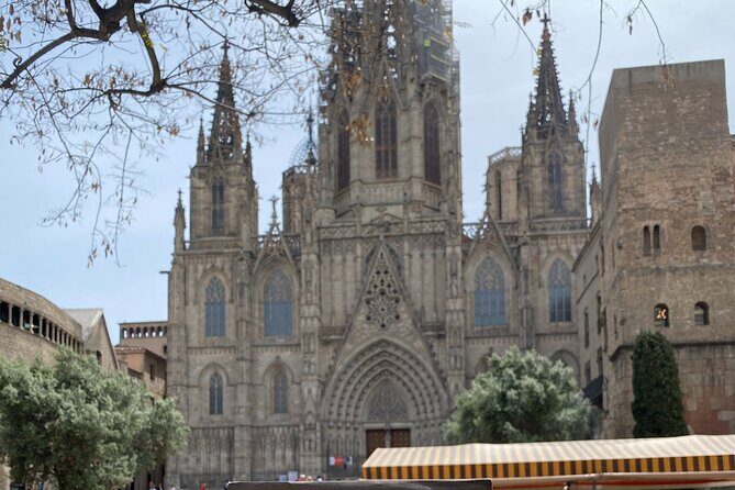 Barcelona Self-Guided Murder Mystery Tour by the Cathedral of Barcelona - Authentic Insights from Reviewers