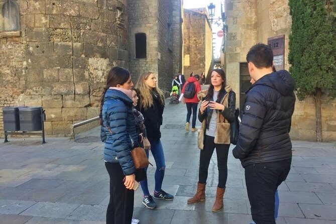 Barcelona Semi Private Tour of Gothic Quarter | with Private option - Who Should Consider This Tour?