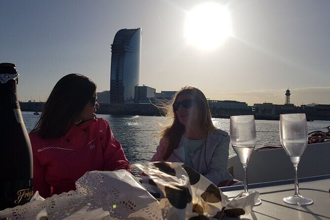 Barcelona Small Group Sailing with Snacks and Cava - FAQs