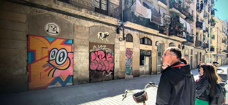 Barcelona | StreetArt Bike Tour Moco Museum - FAQ
