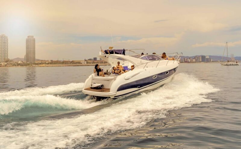 Barcelona: Sunset sailing in yatch with wine and snacks - Music and Atmosphere