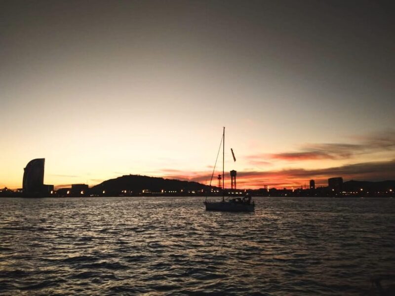 Barcelona: Sunset Sailing Tour with Tapas and Open Bar - The Itinerary and the Experience