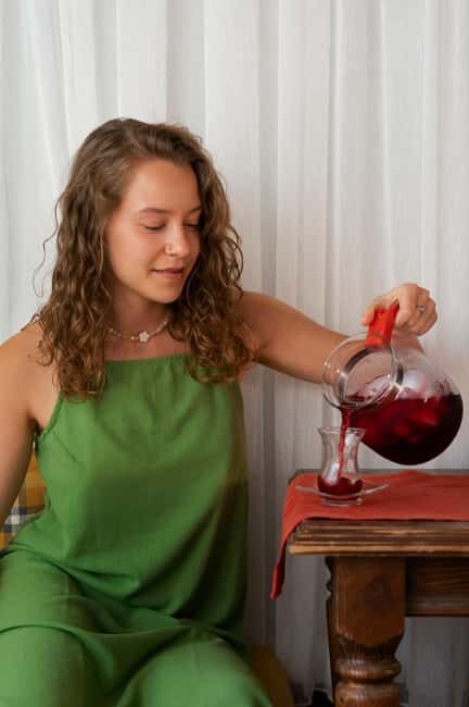 Barcelona: Sunset Sangria Tasting, Rooftop Views, and Snacks - Is It Worth the Price?