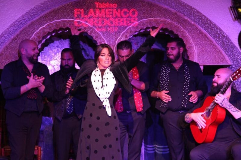 Barcelona: Tablao Flamenco Cordobes Show and Drink in Rambla - Who This Experience Is Perfect For