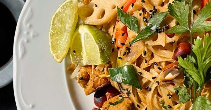 Barcelona: Vegan Thai cooking course at In Bloom - Key Points