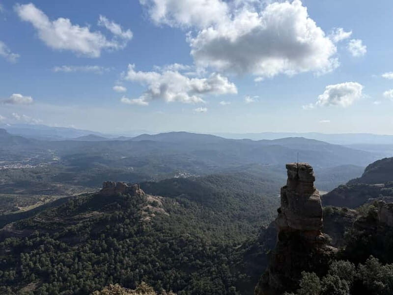 Barcelona walking tour through World Expos & Olympic Games - An In-Depth Look at the Barcelona Walking Tour