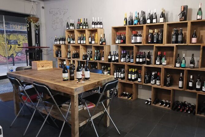 Barcelona: Wine Tasting and 5 Course Tapas Pairing Dinner - The Venue and Setting