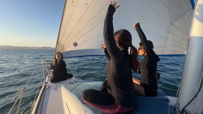 Barcelona: Yoga, Sailing and Relaxing Massage - Key Points