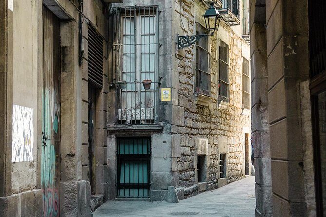 Barcelona's Jewish Quarter Private Walking Tour - Key Points