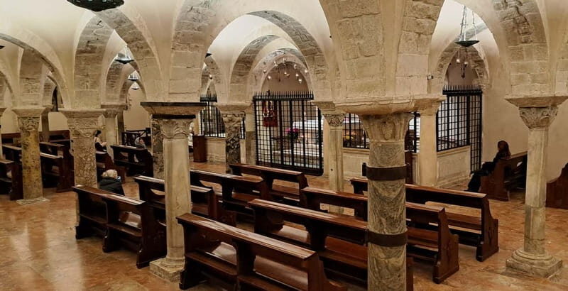 Bari: Basilica of Saint Nicholas, Museum, Focaccia Tasting - Touring the Basilica: Romanesque Grandeur and Sacred Art
