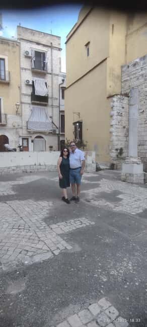 Bari: Private Walking Tour with a Local - The Experience and the Guides