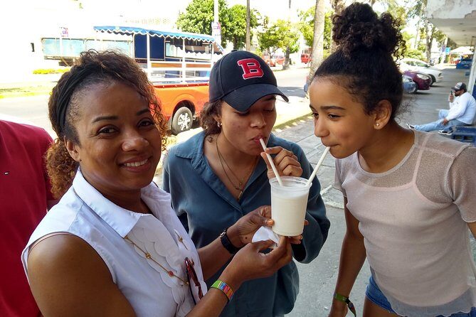 Barrio Bites tour - What to Expect on the Barrio Bites Tour