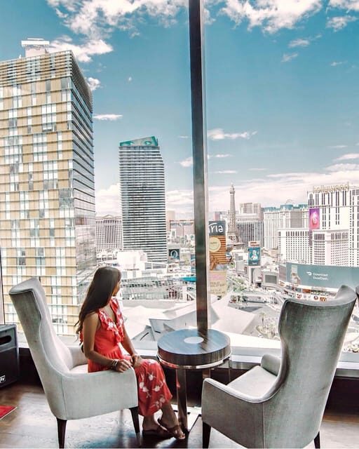 Bars Unknown: The Original Las Vegas Strip Bar Crawl - An In-Depth Look at the Vegas Bar Crawl Experience