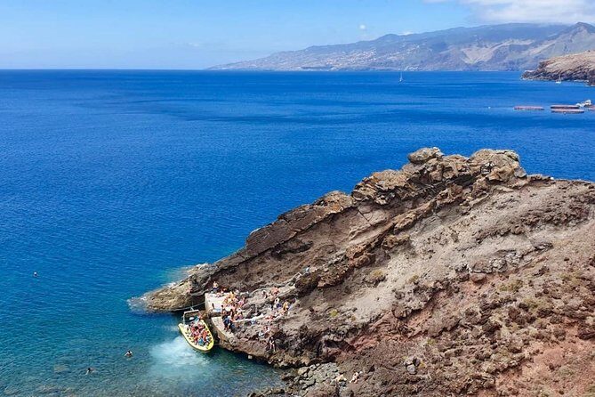 Basic Tour 1 - Shuttle (Quinta do Lorde to Cais do Sardinha) (one way) - Pricing and Value