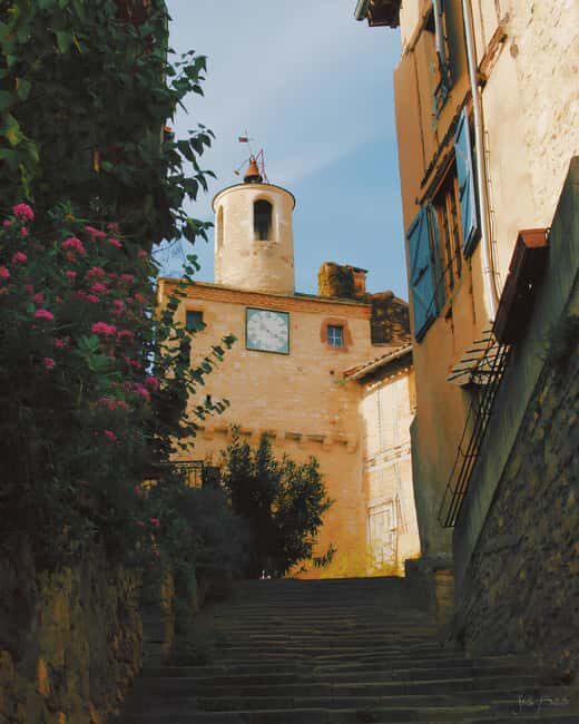 Bastia: Express Walk with a Local in 60 minutes - Key Points